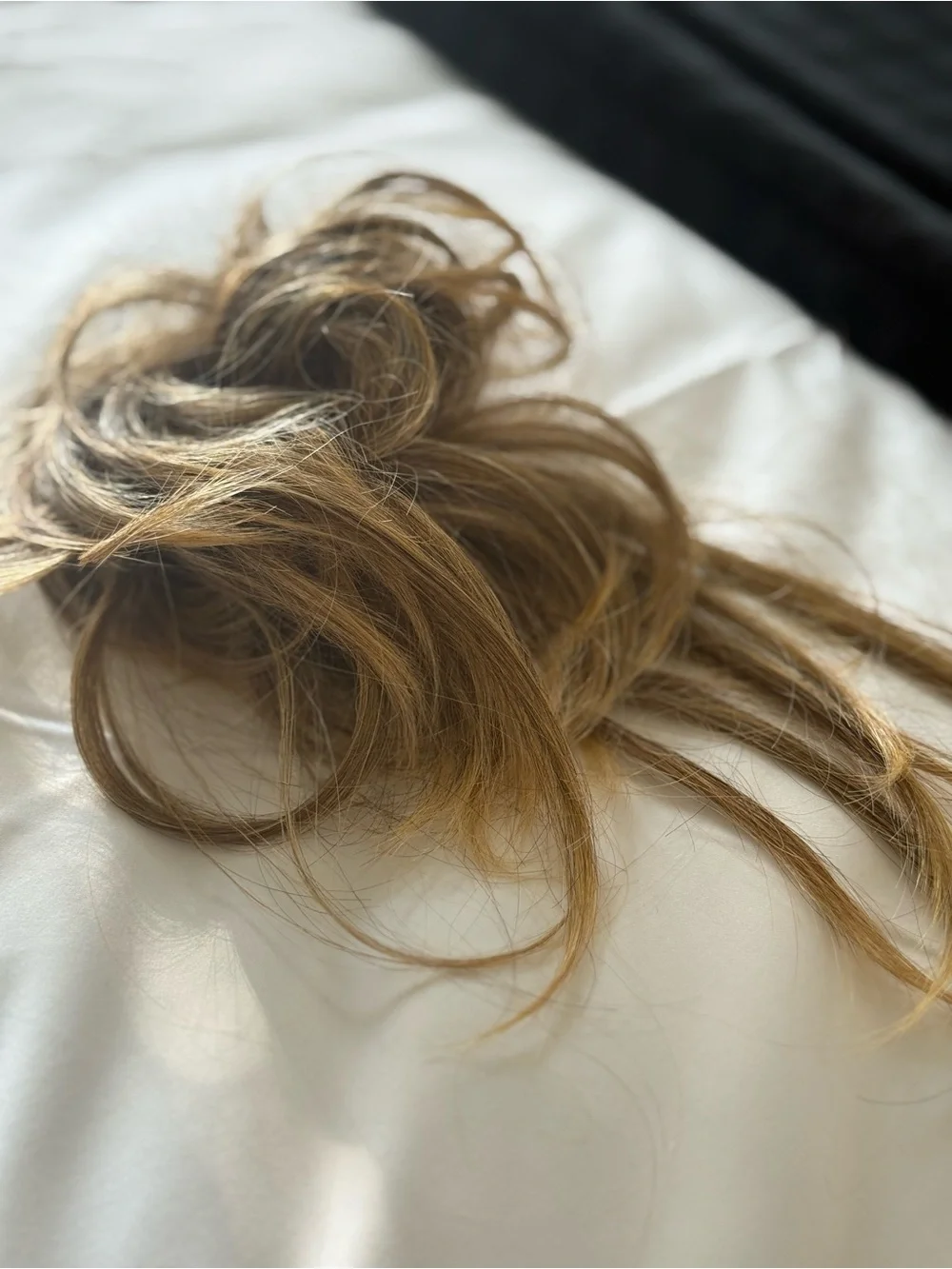 Blonde Ponytail Hair Extension - Instant Volume & Length Clip-In Scrunchie Style